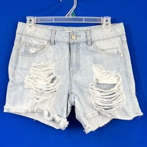 🔥2/$10 |•REFUGE•| Light Wash Distressed Jean Shorts